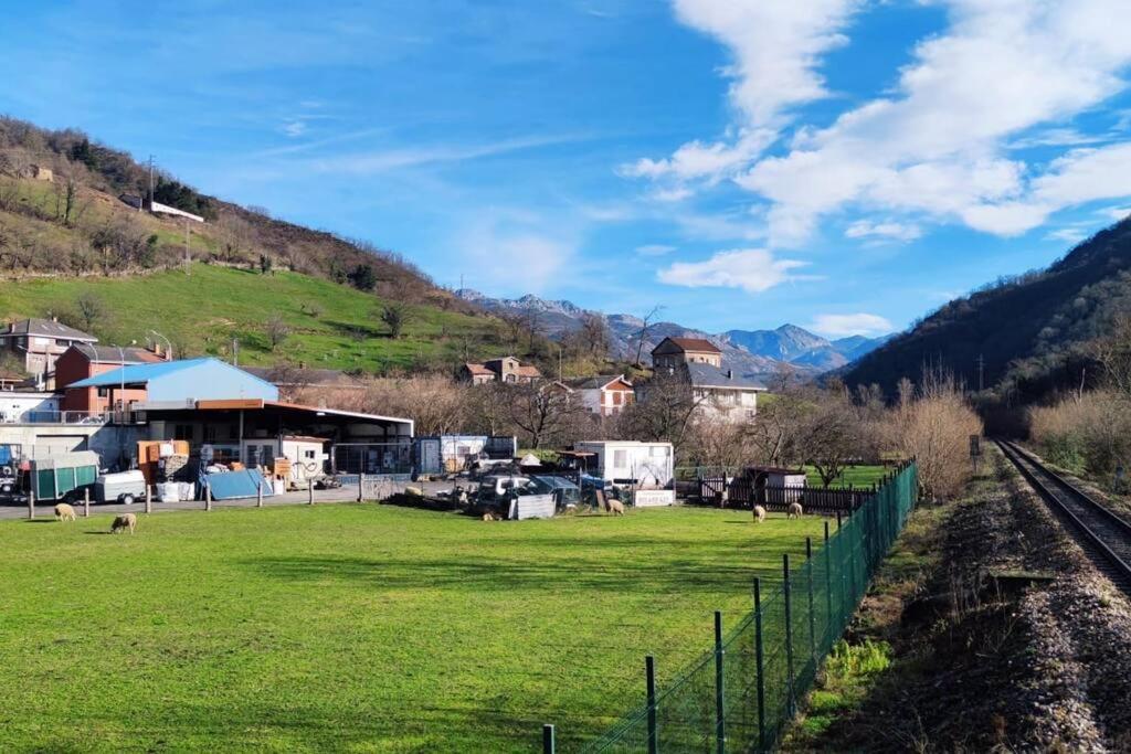 Apartamento Yeye En Asturias Corigos エクステリア 写真